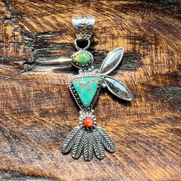 Hand Crafted Jewelry - Hummingbird Turquoise & Spiny Oyster Pendant – Sterling Silver